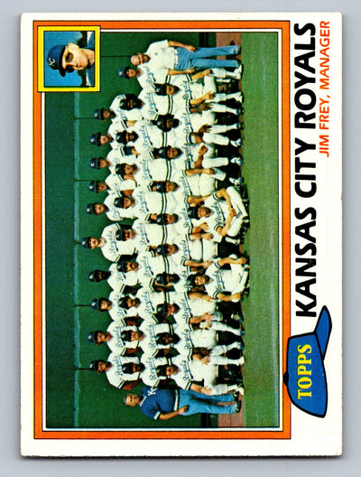 1981 Topps #667 Kansas City Royals / Jim Frey