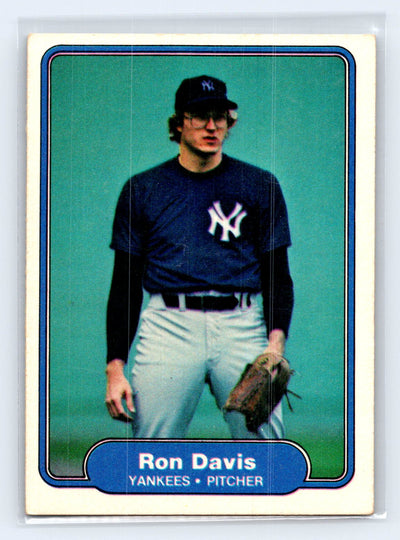 1982 Fleer #32 Ron Davis