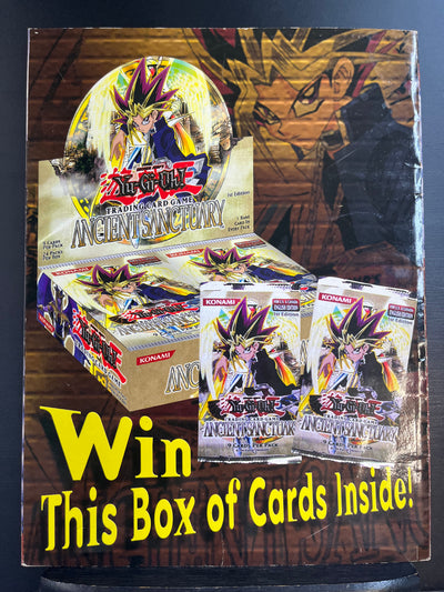Beckett Yu-Gi-Oh Collector #13 - Blue Eyes Shining Dragon cover (damaged)