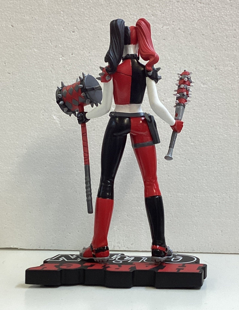 Harley Quinn Red White And Black Statue By Amanda Conner Statue 1233/5000