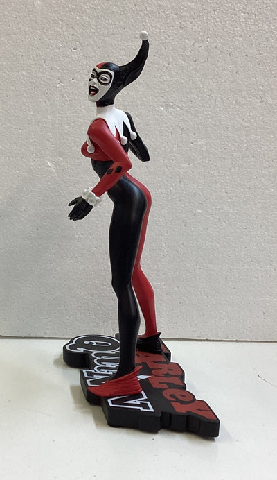 Harley Quinn Red White & Black Statue By By Jae Lee 922/5000