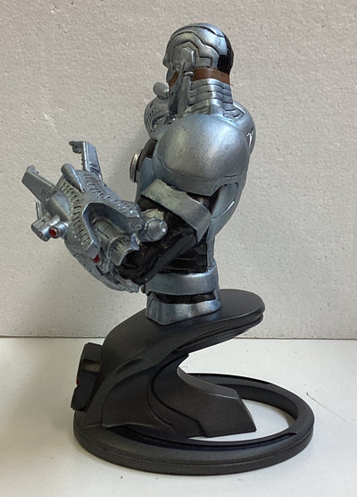 DC Comics the New 52 Cyborg Bust